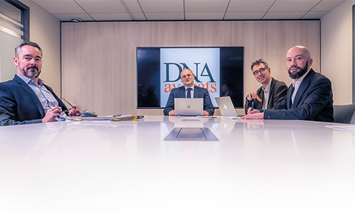Equipe DNA Avocats pour mobiles